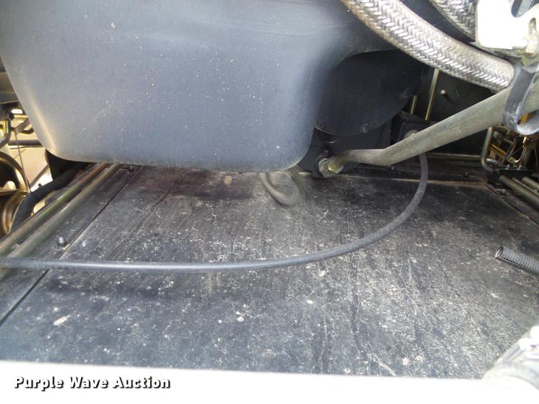 image for item DC5242 2011 Case IH 8120 combine