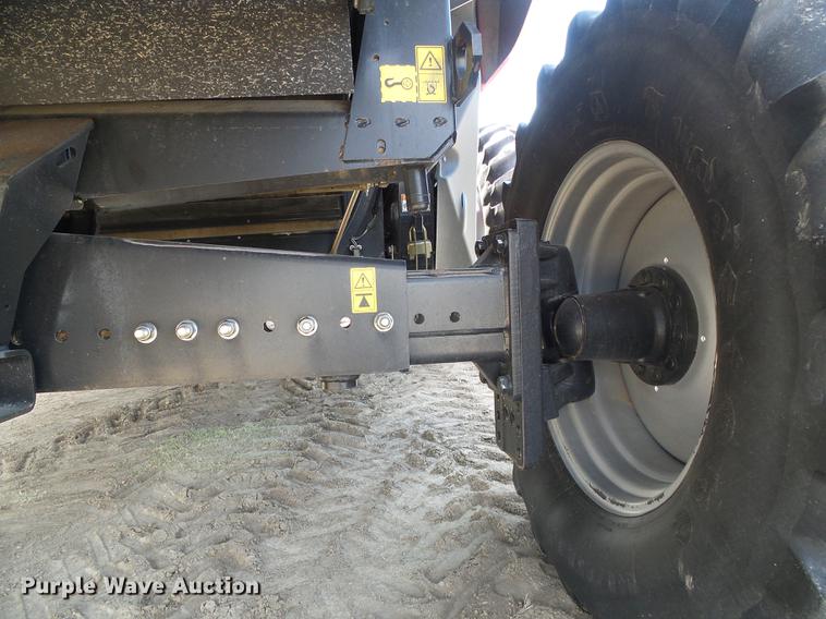 image for item DC5242 2011 Case IH 8120 combine