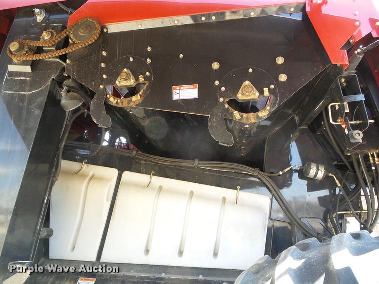 image for item DC5242 2011 Case IH 8120 combine