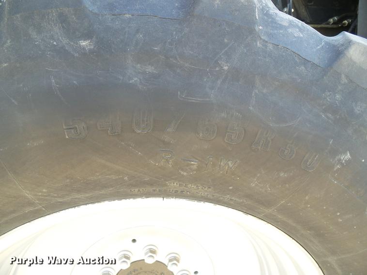 image for item DC5242 2011 Case IH 8120 combine