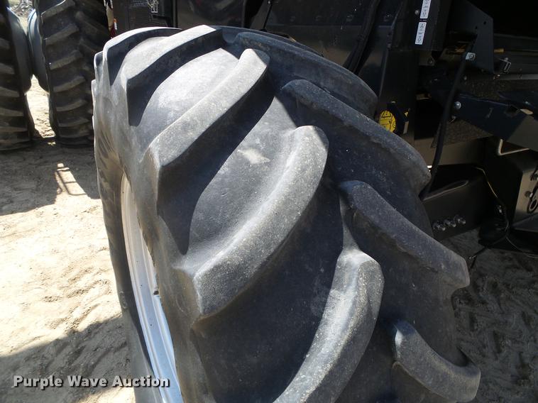 image for item DC5242 2011 Case IH 8120 combine