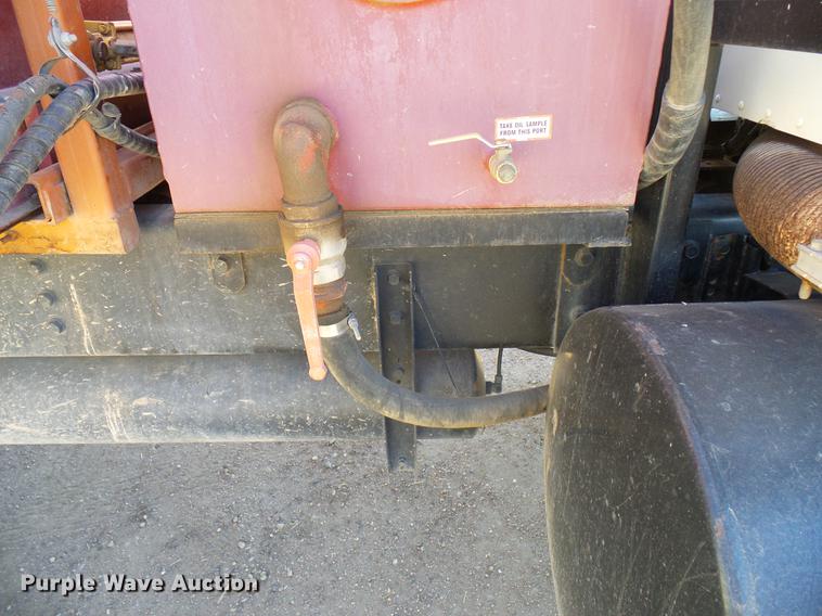 image for item DD6022 1999 International 9100 vertical feed mixer truck