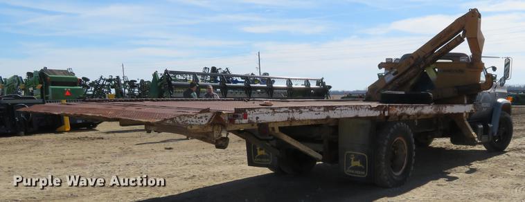 image for item DD6917 1985 Chevrolet C70 flatbed truck with crane