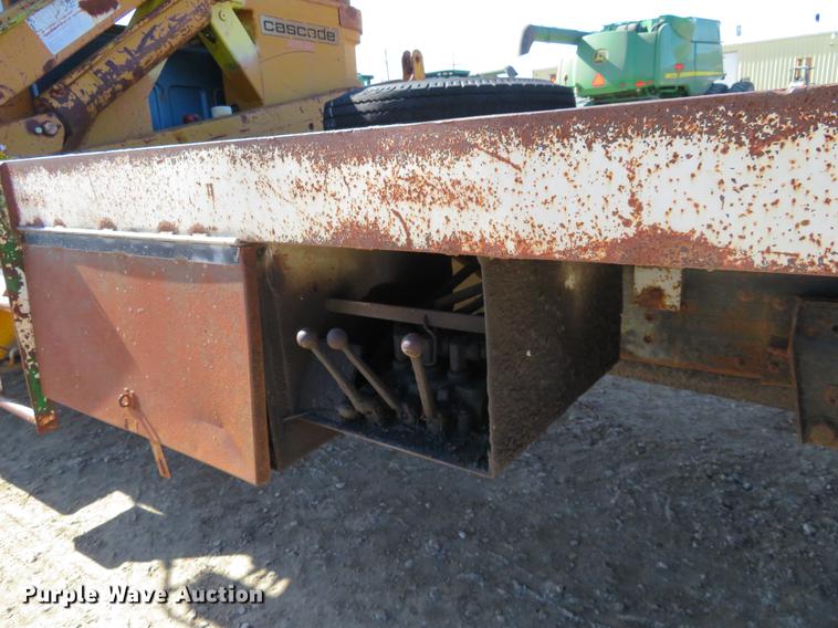 image for item DD6917 1985 Chevrolet C70 flatbed truck with crane