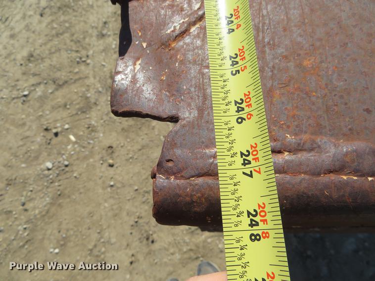 image for item DD6917 1985 Chevrolet C70 flatbed truck with crane