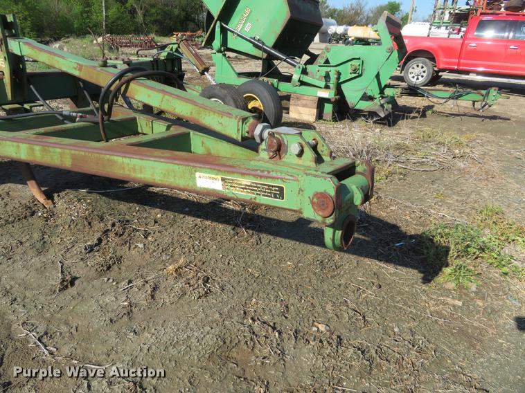 image for item DD6986 John Deere 915 ripper