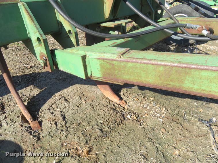 image for item DD6986 John Deere 915 ripper