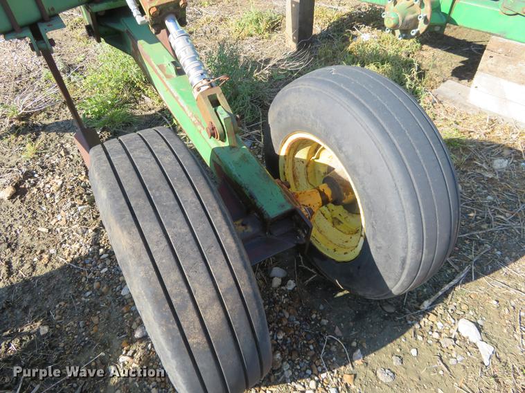 image for item DD6986 John Deere 915 ripper