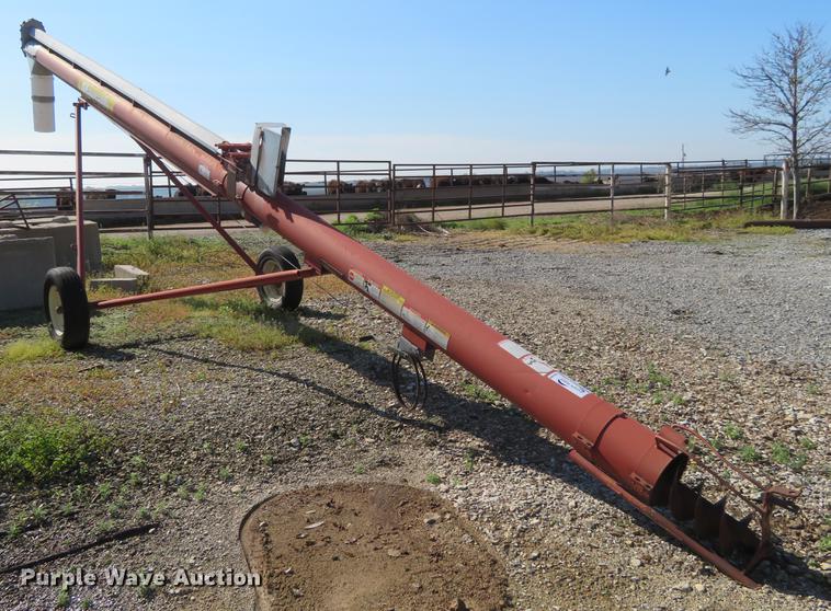 image for item DD6988 Mayrath grain auger