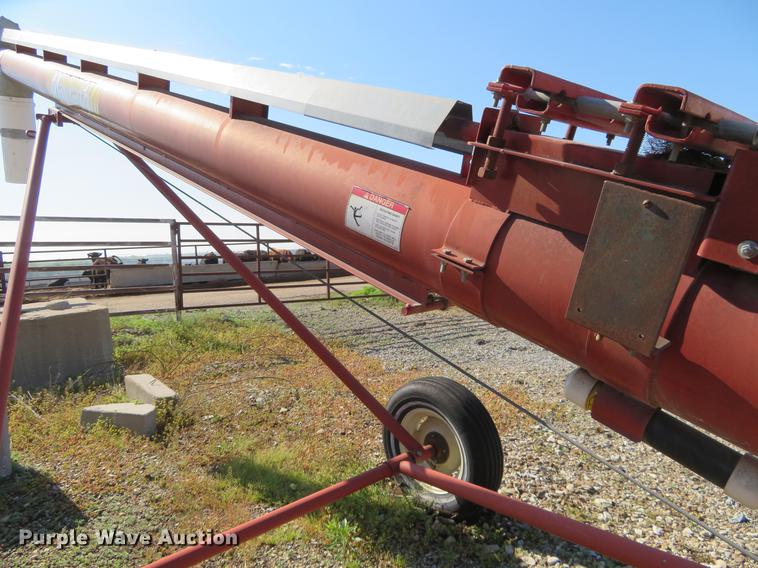 image for item DD6988 Mayrath grain auger