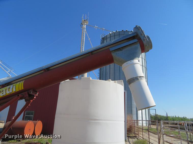 image for item DD6988 Mayrath grain auger
