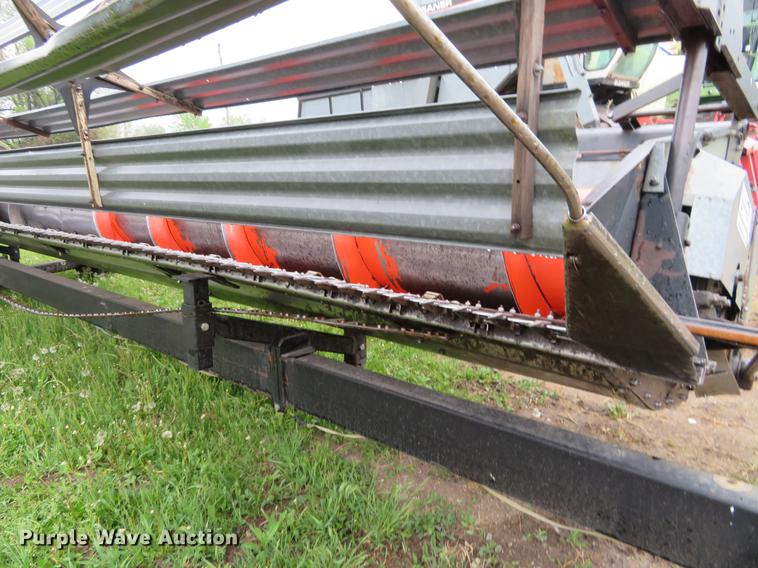 image for item DD6996 Gleaner 24 head