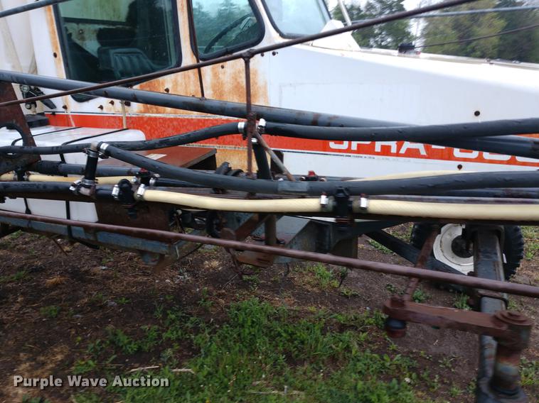 image for item DD7004 SpraCoupe Melroe sprayer