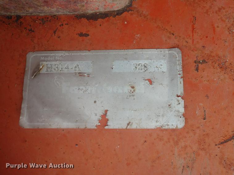 image for item DD7008 1952 International 190 manure spreader truck