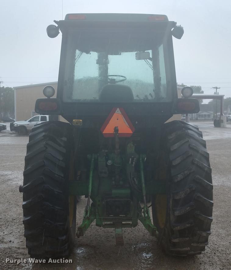 image for item DD7009 1990 John Deere 4055 tractor