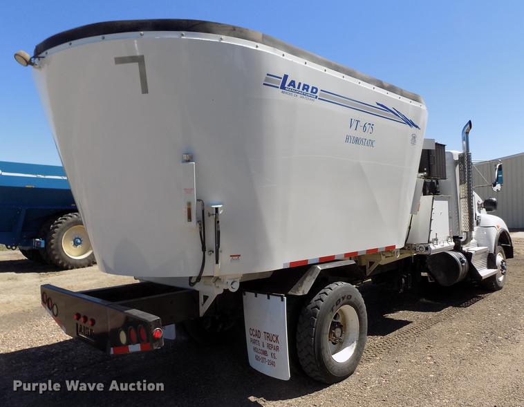 image for item DE1147 2014 Kenworth T440 vertical feed mixer truck