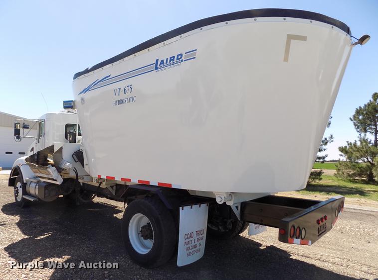 image for item DE1147 2014 Kenworth T440 vertical feed mixer truck