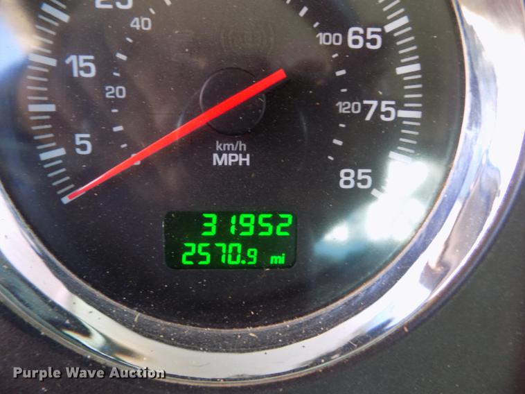 image for item DE1147 2014 Kenworth T440 vertical feed mixer truck