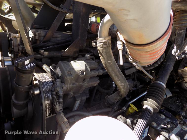 image for item DE1147 2014 Kenworth T440 vertical feed mixer truck