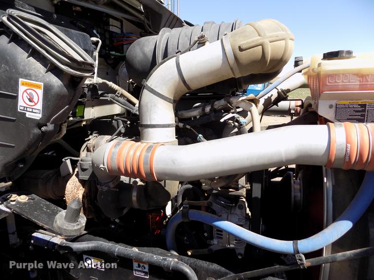 image for item DE1147 2014 Kenworth T440 vertical feed mixer truck