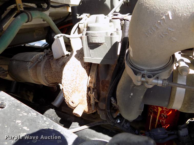 image for item DE1147 2014 Kenworth T440 vertical feed mixer truck