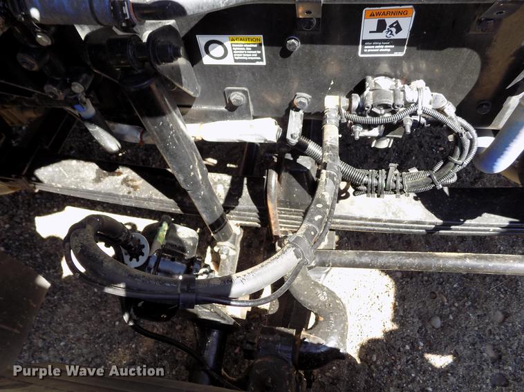 image for item DE1147 2014 Kenworth T440 vertical feed mixer truck