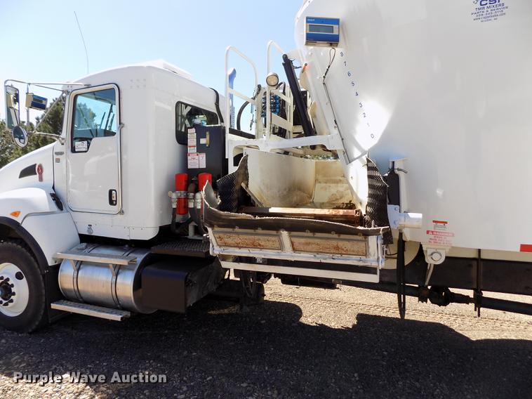 image for item DE1147 2014 Kenworth T440 vertical feed mixer truck