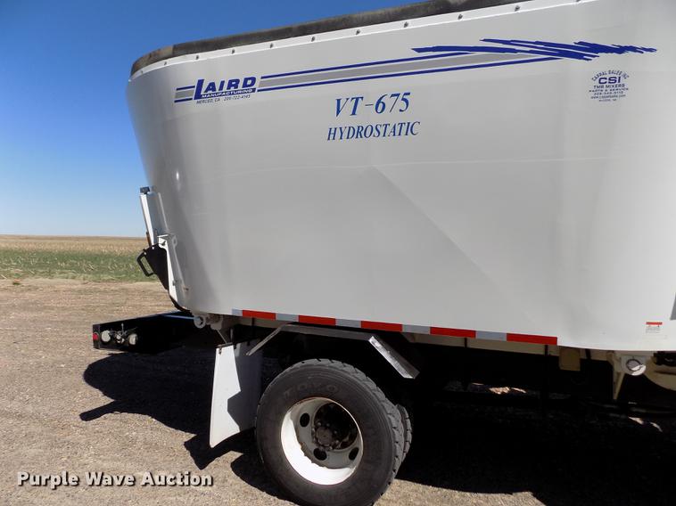 image for item DE1147 2014 Kenworth T440 vertical feed mixer truck