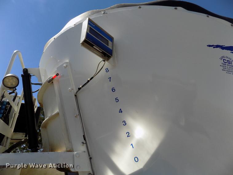 image for item DE1147 2014 Kenworth T440 vertical feed mixer truck