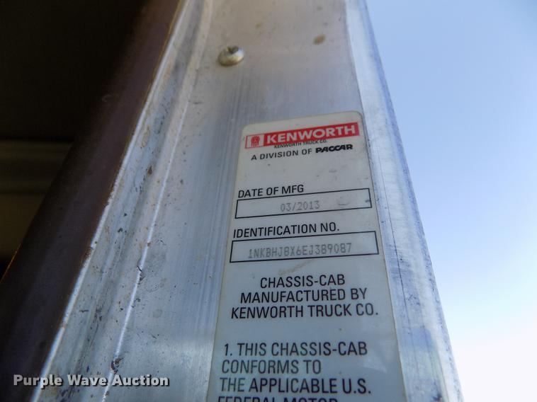 image for item DE1147 2014 Kenworth T440 vertical feed mixer truck