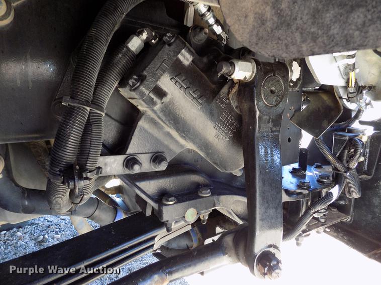 image for item DE1147 2014 Kenworth T440 vertical feed mixer truck