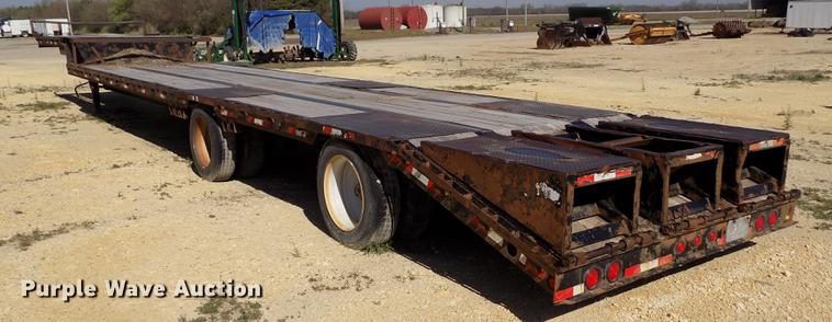 image for item DE1170 2006 Neville drop deck equipment trailer