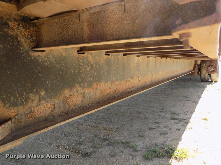 image for item DE1170 2006 Neville drop deck equipment trailer