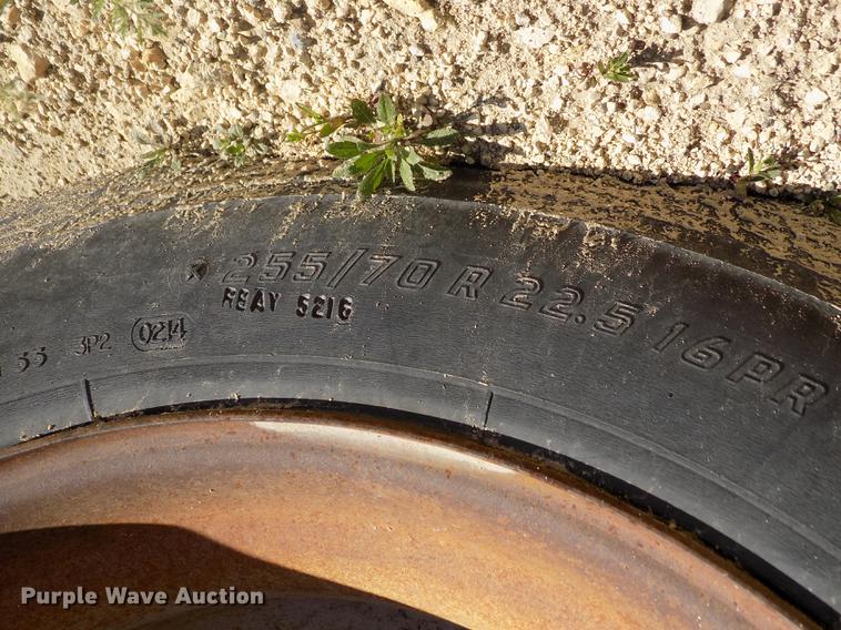 image for item DE1170 2006 Neville drop deck equipment trailer