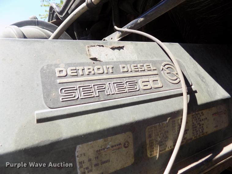 image for item DE1178 1999 Freightliner Century Class semi truck