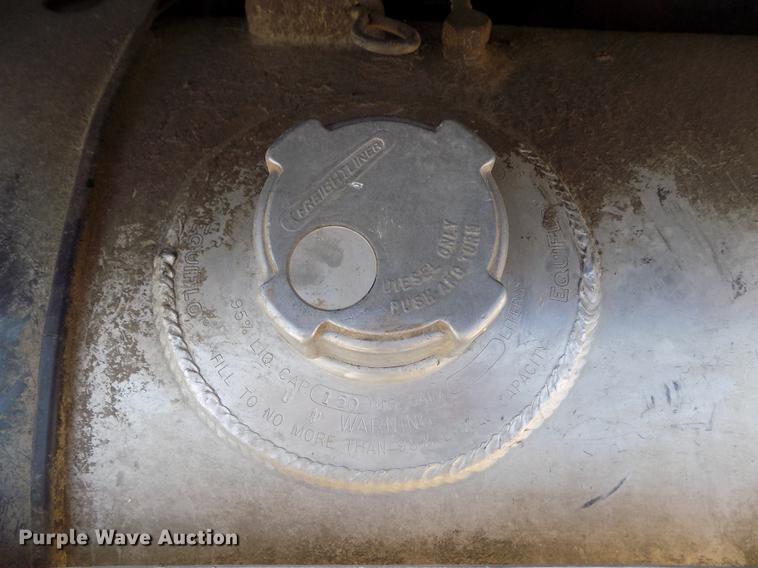 image for item DE1178 1999 Freightliner Century Class semi truck