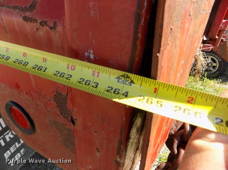 image for item DE1182 1990 Ford L8000 grain truck