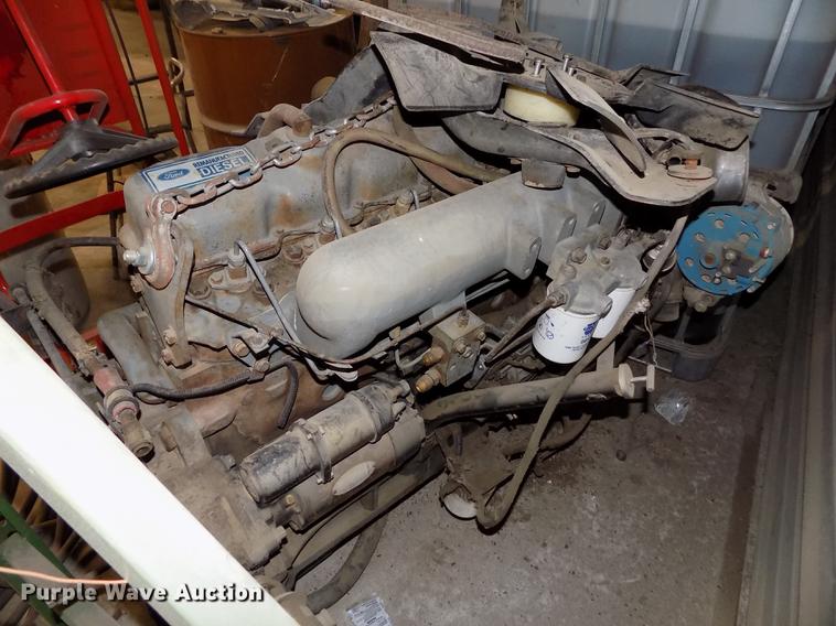 image for item DE1182 1990 Ford L8000 grain truck