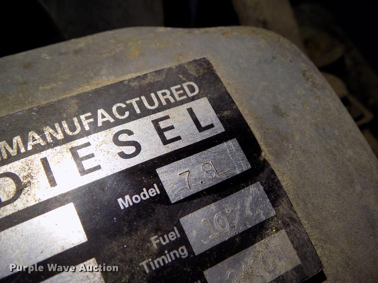 image for item DE1182 1990 Ford L8000 grain truck