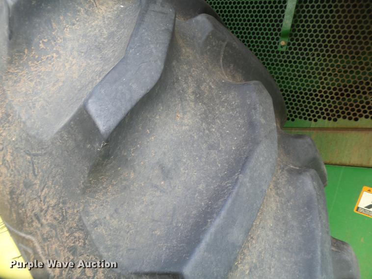 image for item DE1371 2000 John Deere 9650 STS combine