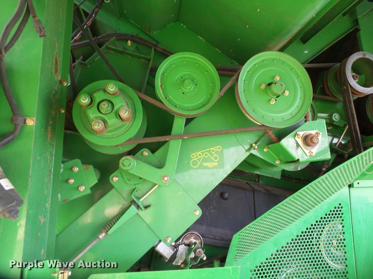 image for item DE1371 2000 John Deere 9650 STS combine