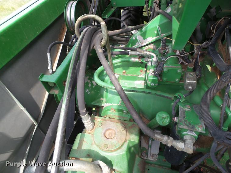 image for item DE1371 2000 John Deere 9650 STS combine