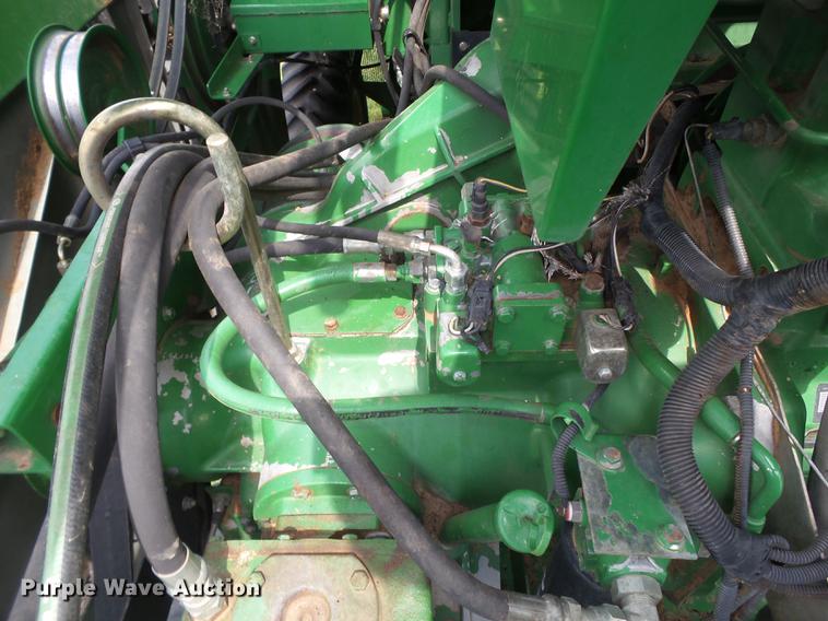 image for item DE1371 2000 John Deere 9650 STS combine