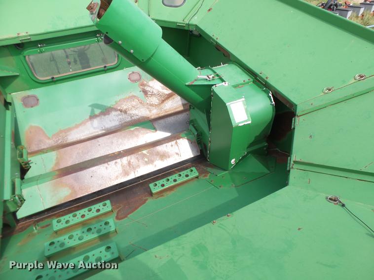 image for item DE1371 2000 John Deere 9650 STS combine