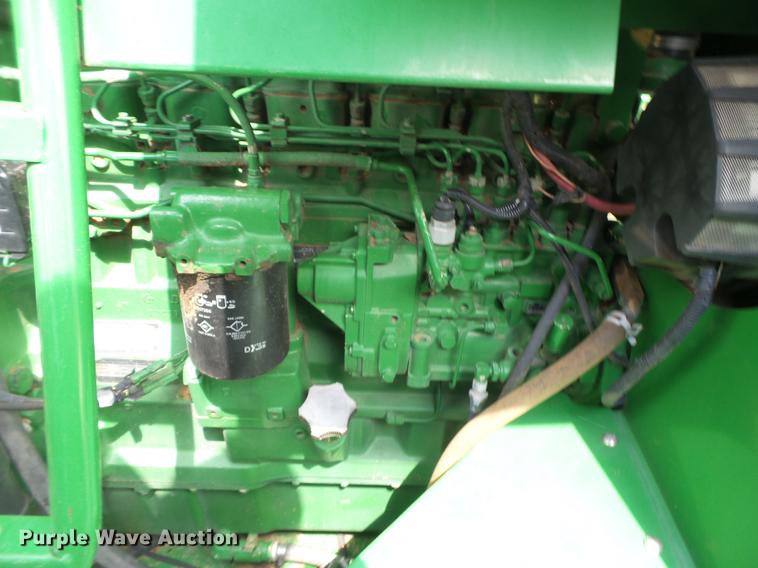 image for item DE1371 2000 John Deere 9650 STS combine