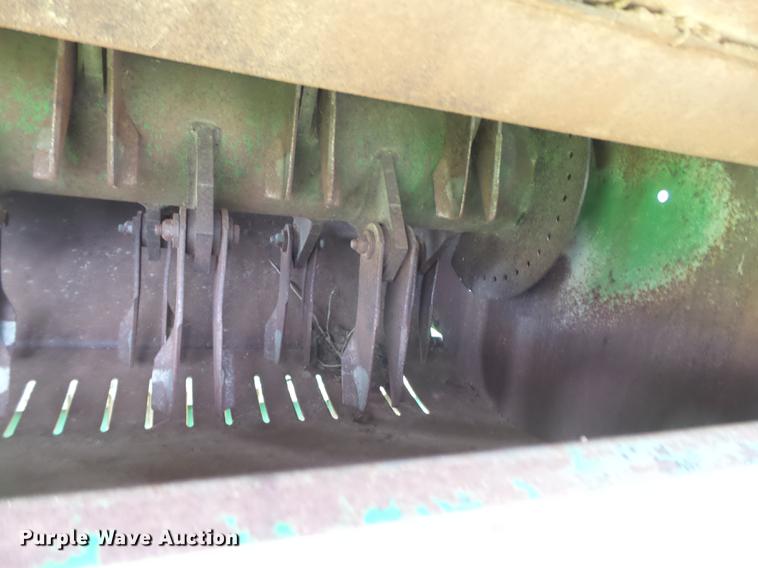 image for item DE1371 2000 John Deere 9650 STS combine