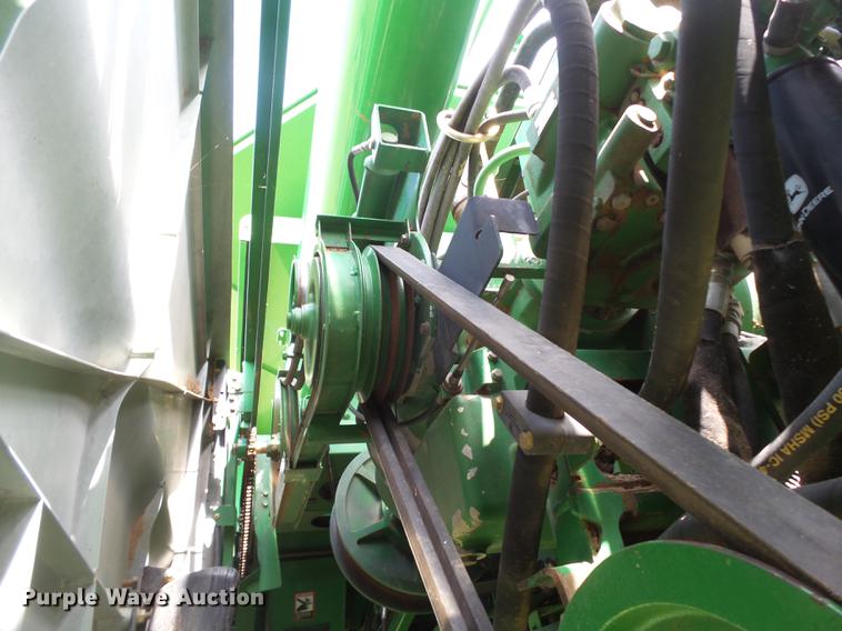 image for item DE1371 2000 John Deere 9650 STS combine