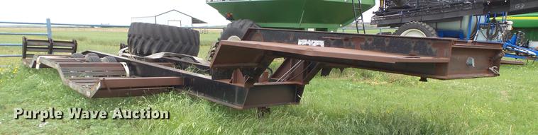 image for item DE1372 Combine trailer