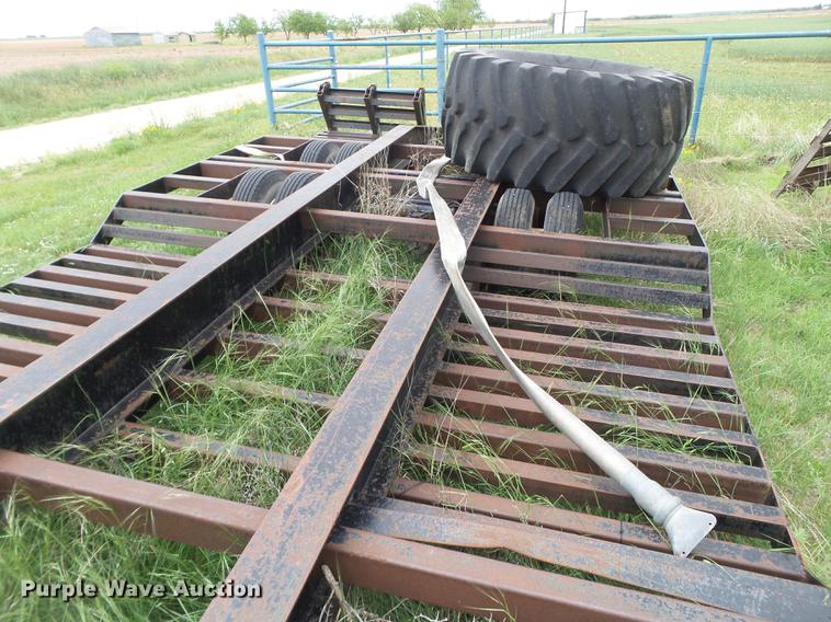 image for item DE1372 Combine trailer