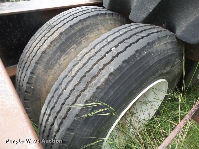 image for item DE1372 Combine trailer